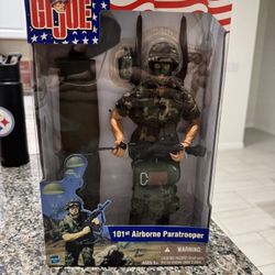 GI Joe - 101st airborne Paratrooper - Never Opened