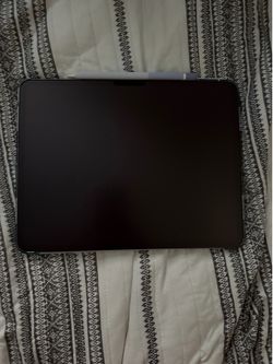 iPad Pro M4 13” UNLOCKED