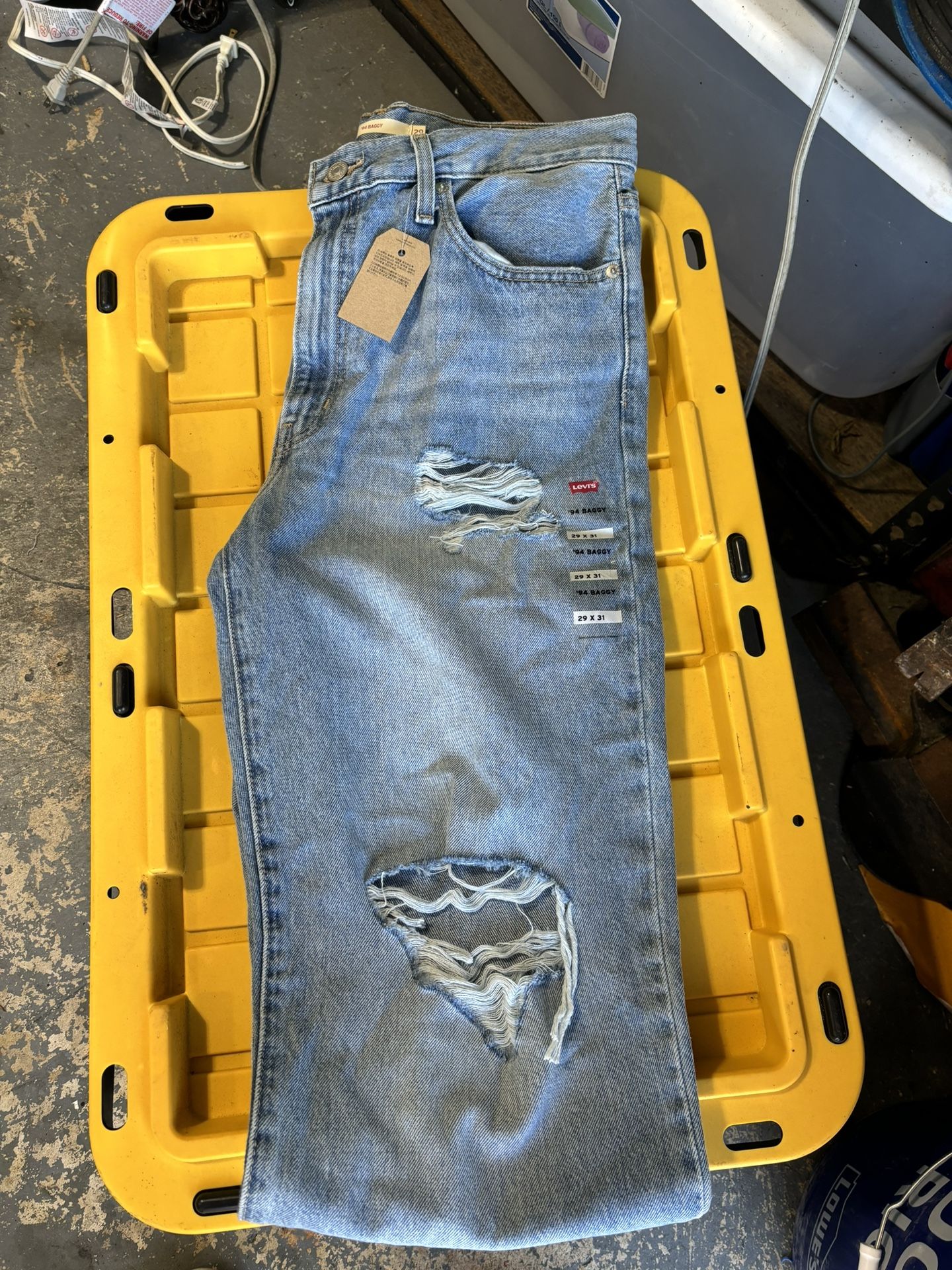 Women’s Levi’s Jeans