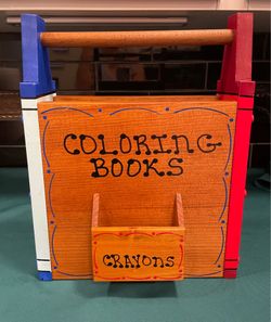 Beautiful vintage storage box/carrying case for coloring books/crayons