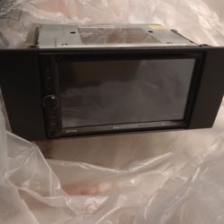BOSS Double Den Car Radio