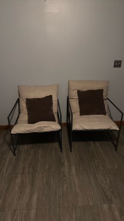 Accent Chairs