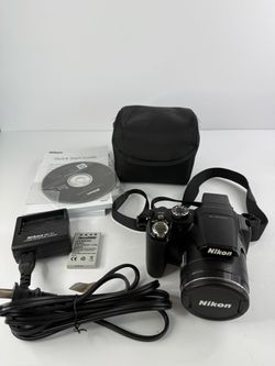 Nikon Coolpix P90 12.1MP Digital Camera Bundle w/ Bag OEM Charger & Discs