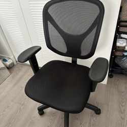 MFTC 200 Ergonomic Mesh Office Chair