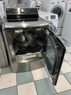 LG Sensor Dry Front Load Dryer Graphite Steel( delivery available (
