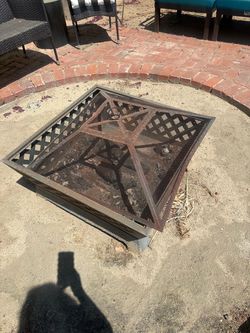 Square Metal Outdoor Fire Pit with Screen