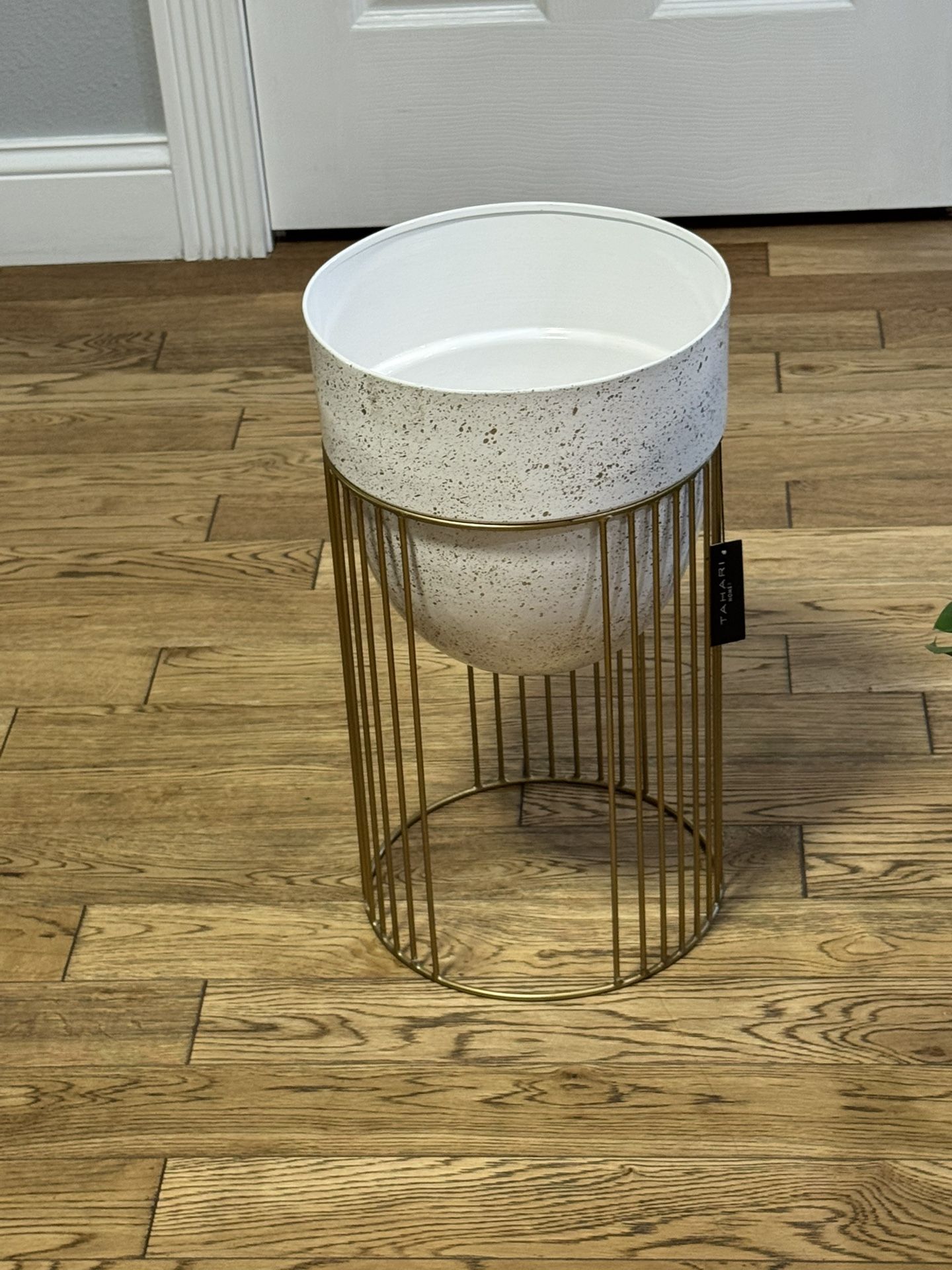 New Plant Stand