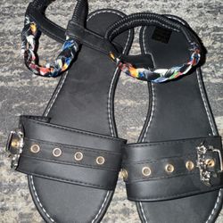 bat sandals - size 8