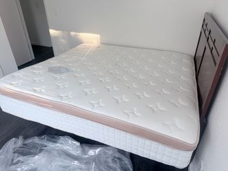 King Size Mattress White Quilted Top