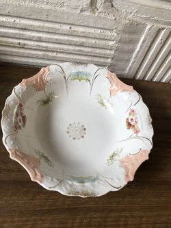 Vintage salad, fruit/ serving bowl