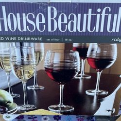 NEW GIFTS 🎁 Set 4 Large Crystal Wine Glasses  SALE SALE $20 🍀