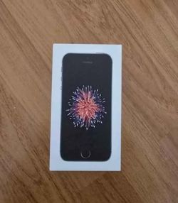 Iphone SE 32GB UNLOCK ( First Generation)