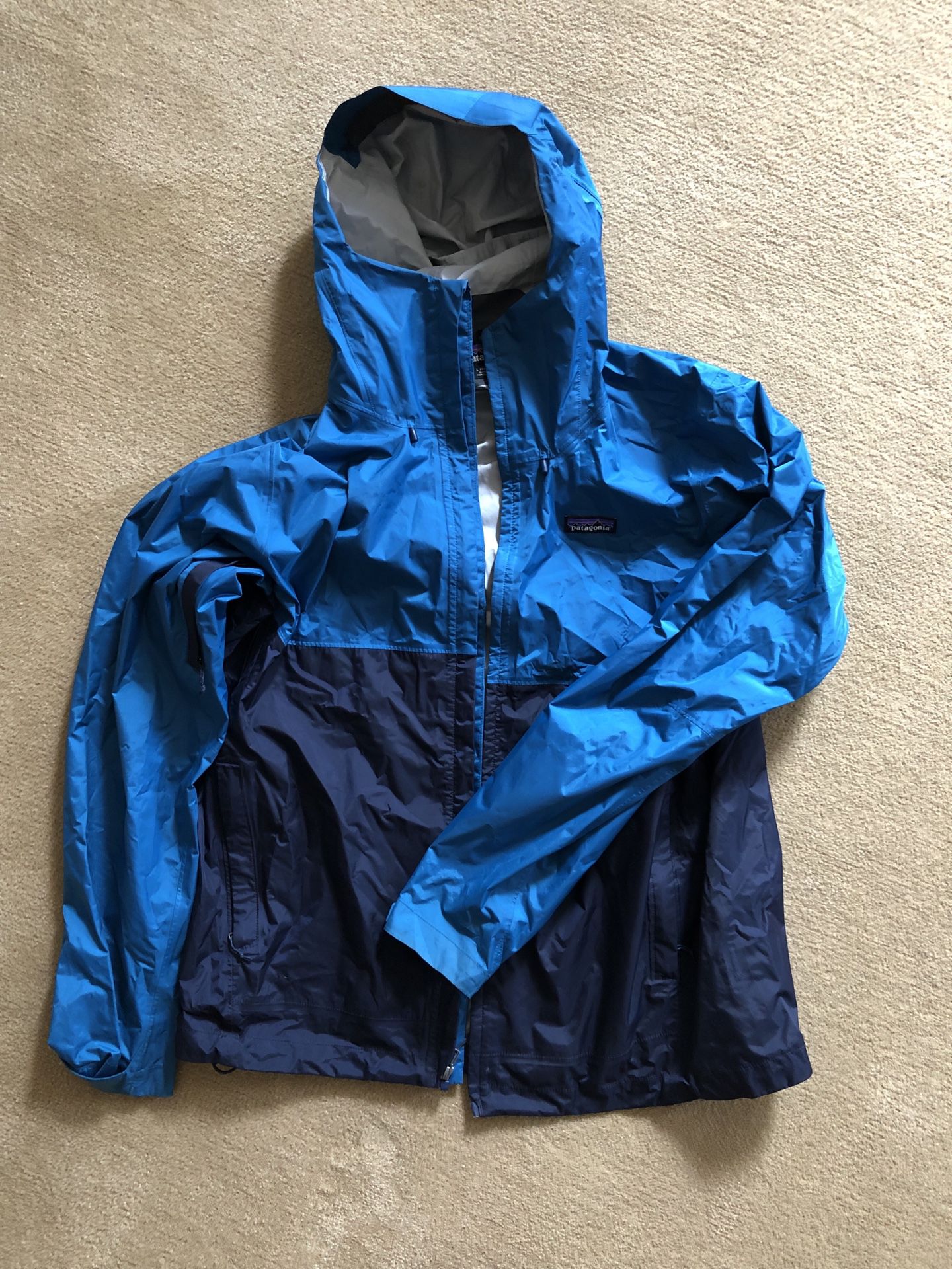 Patagonia Mens Rain Jacket size L