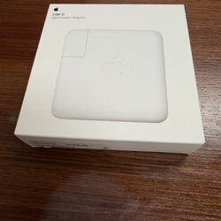 Apple 96W Power Adapter