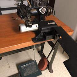 Blind Stitches Swing  Machine  Columbia 