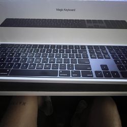Apple Magic Keyboard (Numpad)