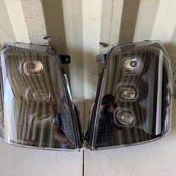 Cadillac Escalade ESV, EXT Headlight year 2007 to 2014