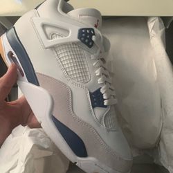 Nike Jordan 4 SB Size 11.5