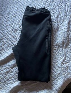 Nike Tech pants (Large/Black)