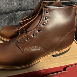 Red Wing Beckman Size 11 