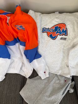 Space Jam Champion Jacket and Sweater and pants set. New size xxl