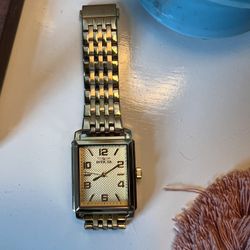 Men’s Invicta Vintage Line Watch