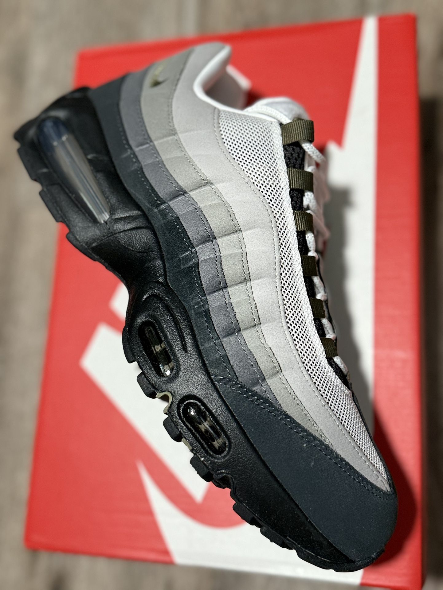 Nike Air Max 95 Olive
