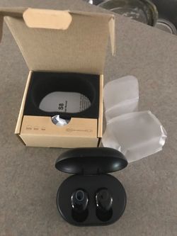 Kurdene Bluetooth earbuds(new In The Box )