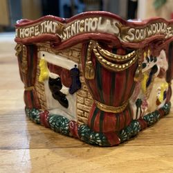 For Christmas: Candle holder . Vintage 1993( New in box).