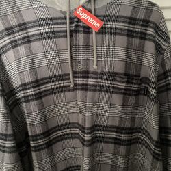 Supreme Authentic Large Hooded Longsleeve 