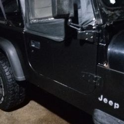 1995yj Jeep 4x4 Black 4cyl  4 Speed