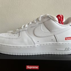 White Supreme Nike Air Force 1 Low size 7 mens