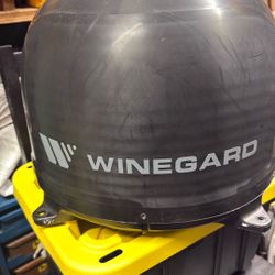 Winegard dish Playmaker Dual Satellite 