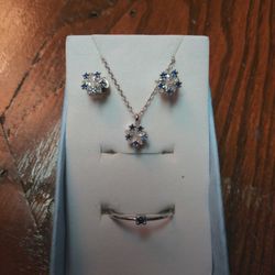 New .925 Sterling Silver Sapphire Ring Size 7 And Necklace And Earrings 