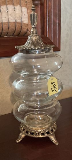 Vintage Candy Dishes Tower 4 Pc With Lid.   