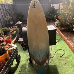 Vernor Surfboard 