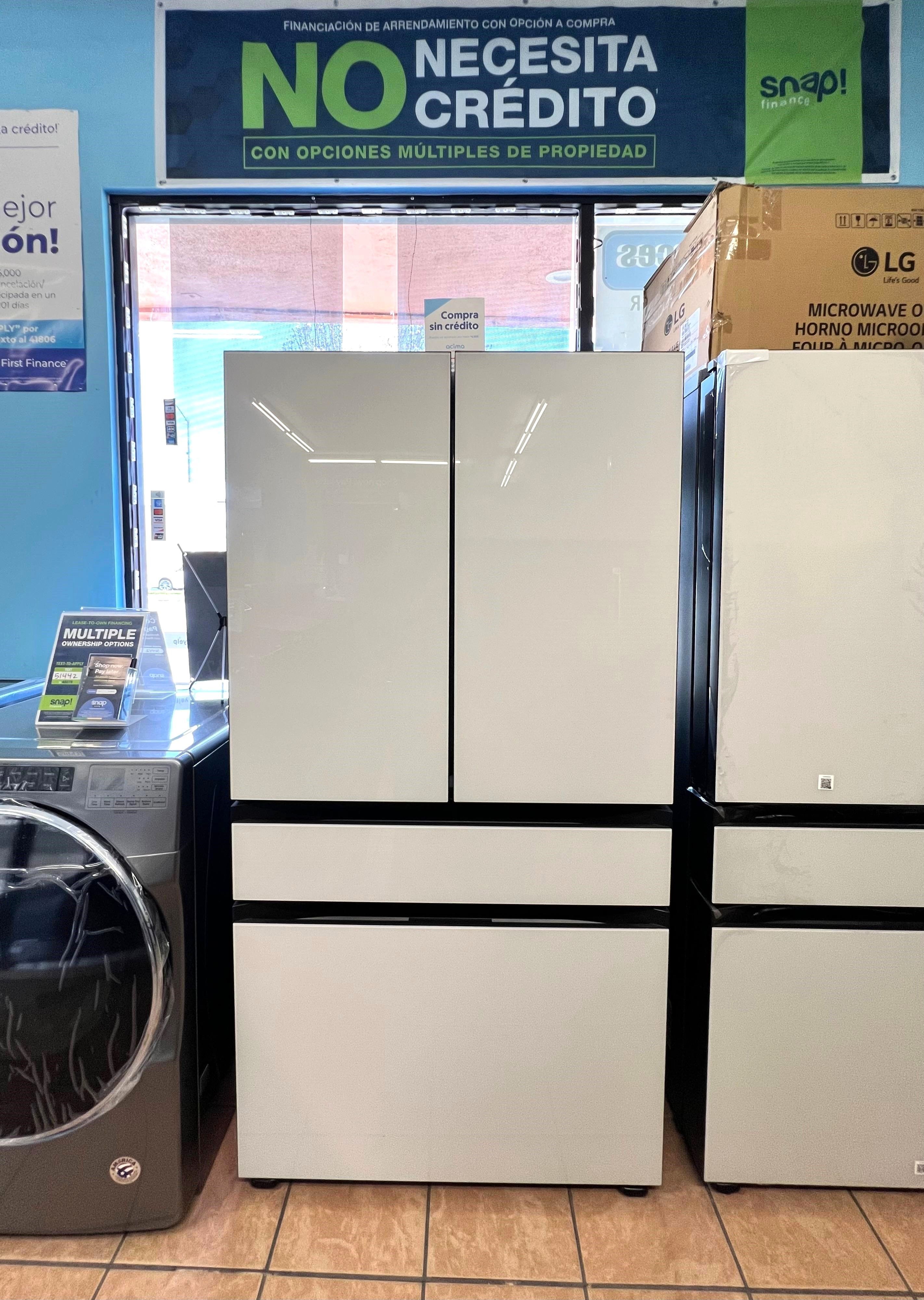 Samsung Bespoke 23 Cu Ft 4 French Door Smart Refrigerator With Beverage Center In White Glass Counter Depth