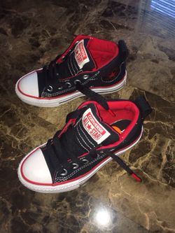 Converse size 11