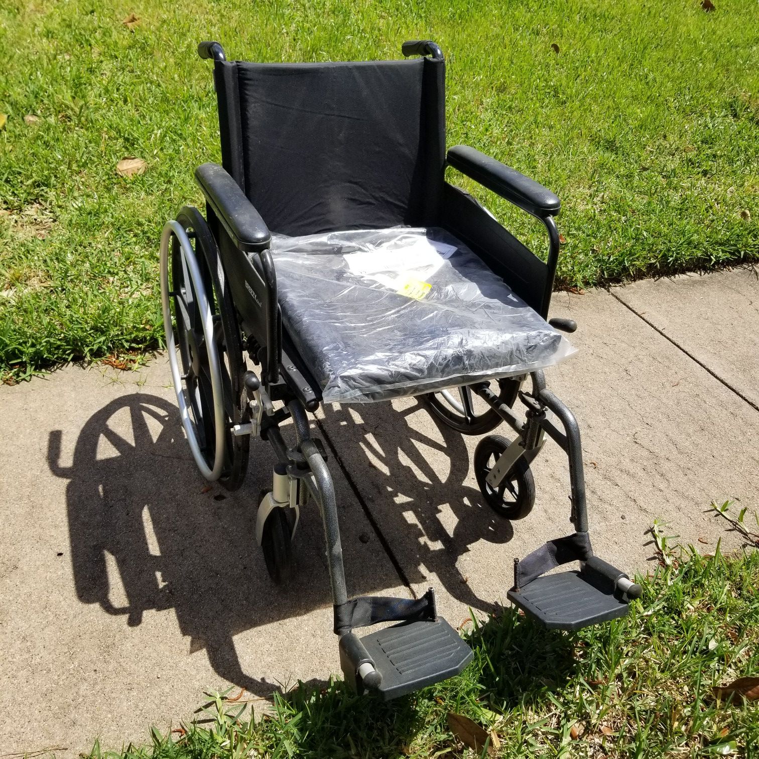 Breezy ultra 4 wheel chair