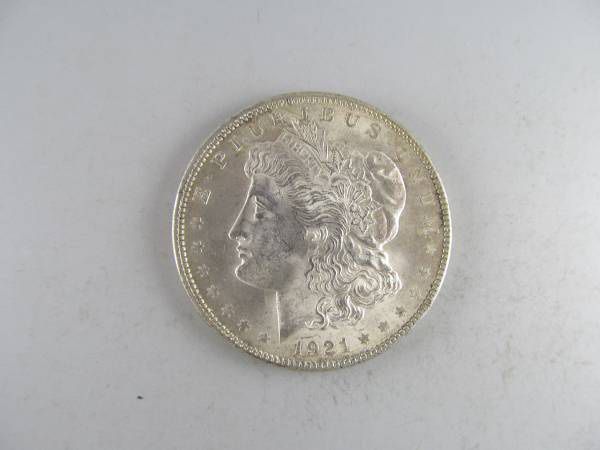 1921 Morgan Silver Dollar -- GREAT NEAR UNCIRCULATED COIN!