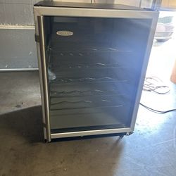 Haier Wine Fridge / Mini Fridge