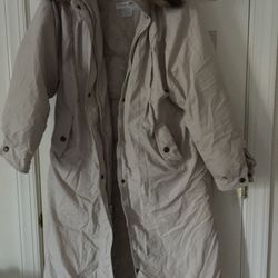 Women long down coat size PL Very Warm