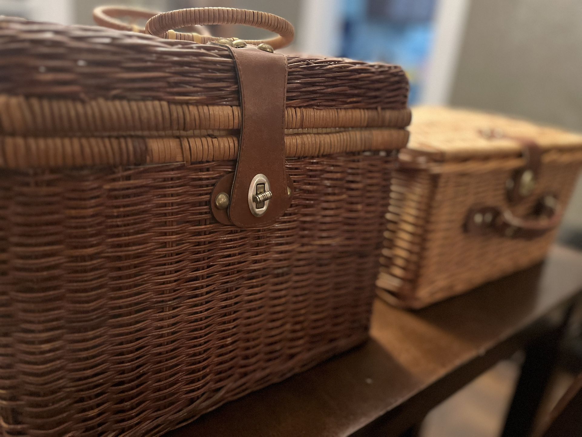 2 Vintage Picnic Baskets