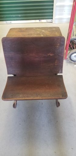 Vintage New Peabody school desk