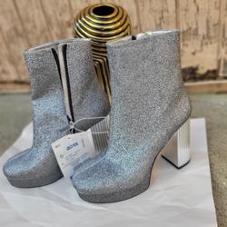 MK Shoes Women Size 9 Pumps High Heels 