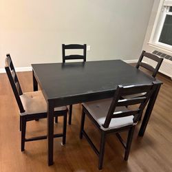 IKEA Dinning Table /4chairs