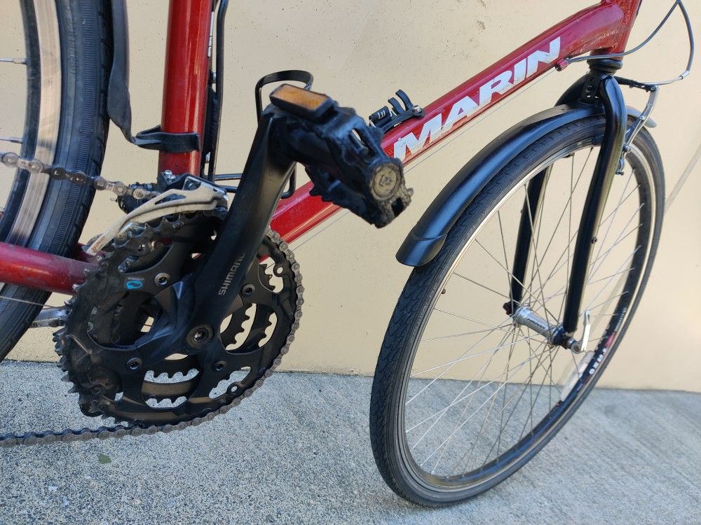 Trek Marin 28" 700c 24Speed Commuter/Road Bike + TUNED! + 19" Light Aluminum Frame + Mud Guards