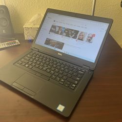 Lot of 5 - Ultrabook Dell Laptop - Windows 11