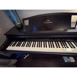 Yamaha Clavinova 