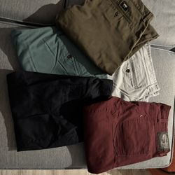 13 Shorts and 5 pants - Size 38 (some are Vans, Abercrombie, Levi’s) - Price is for all - In excellent condition